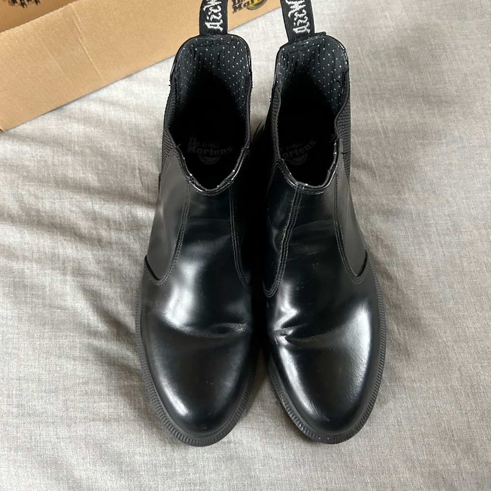 Dr. Martens Flora Smooth Leather Chelsea Boots